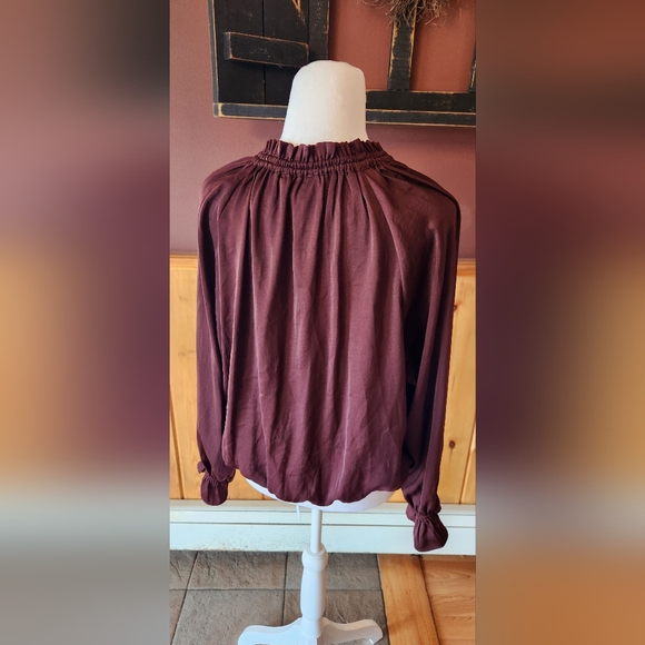 BANANA REPUBLIC ruffle neck wrap blouse Small Burgundy Deep Red - Picture 3 of 7